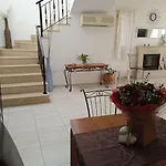Zenberry House