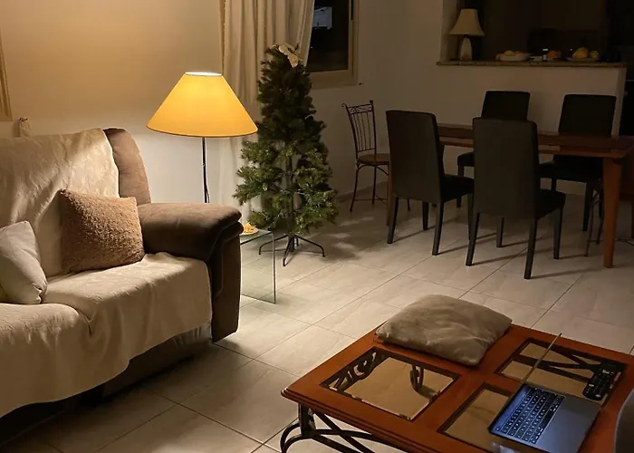 Zenberry House Ubytování v soukromí Mandria (Paphos)